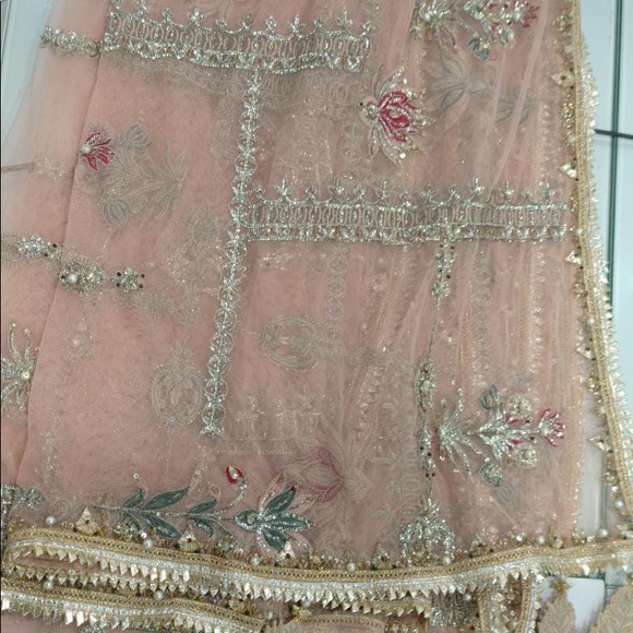 Original Mohsin Naveed Ranjha Zamrud Bridal Gharara - Picture 14 of 17